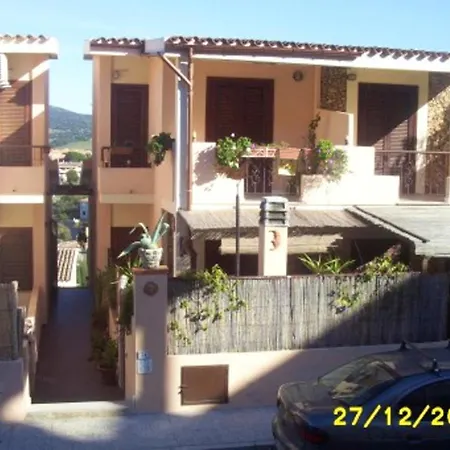 Comfortable In Balcony 65 M² Parking Appartamento